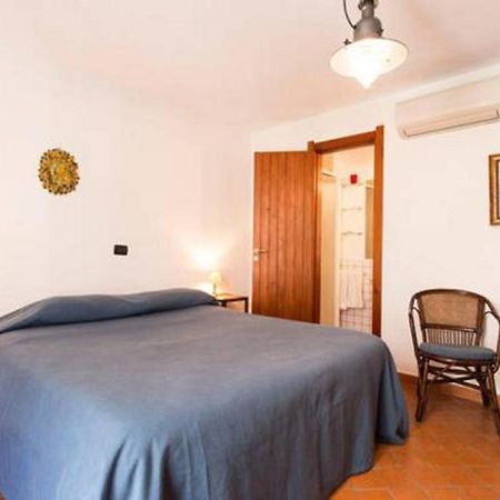 Le Piccole Grotte Bed & Breakfast Шила Екстериор снимка