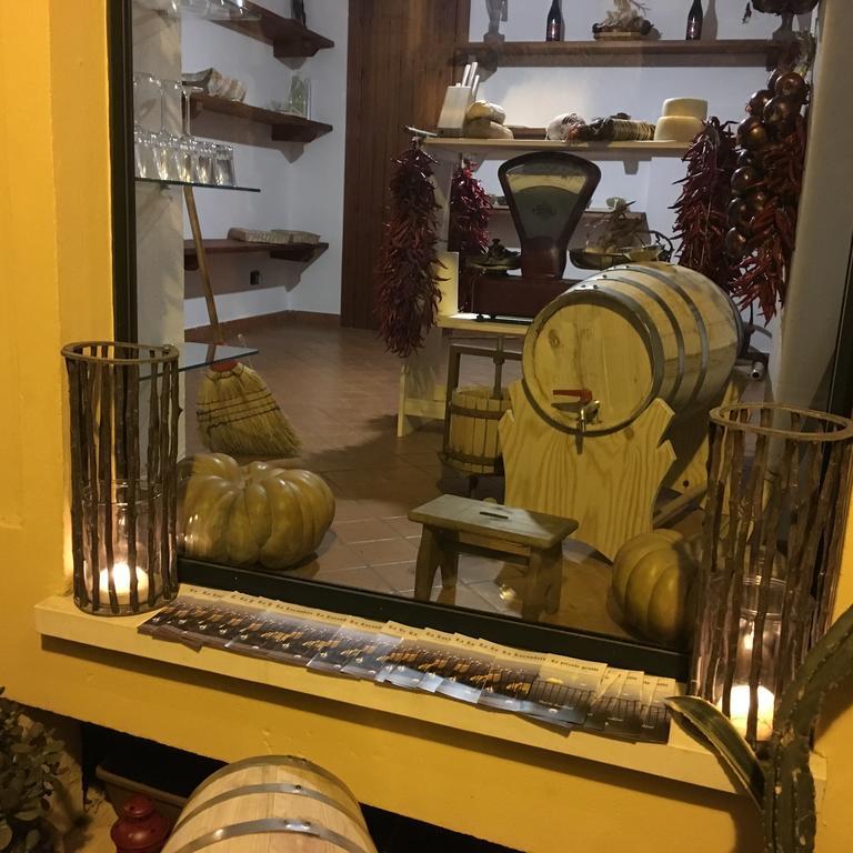 Le Piccole Grotte Bed & Breakfast Шила Екстериор снимка